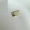 Parche de aleación cuadrado ovalado con estampado de letras doradas retro elegante material para accesorios de tocado DIY, funda de teléfono