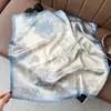 Bufanda Cuadrada de Mujer Estilo Nuevo 70 con Elegante Estampado Floral, Bufanda de Seda Chifón Satén, Bufanda Decorativa Artística de Alta Gama