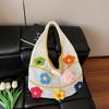Bolsa de Axila Transfronteiriça para Mulheres, Nova Bolsa de Tricô Floral Fashion para o Dia a Dia, Bolsa Tote de Ombro Casual com Design de Nicho Vazado