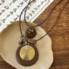 Nuevo Collar Colgante de Hoja de Bronce Trenzada Étnica Estilo Chino Retro Accesorios Largos Bohemianos para Mujer con Cuello Halter