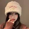 Adorable Gorro de Lana Tejido Bordado de Cachorro para Mujer, Nuevo Estilo Otoño e Invierno 2025, Adelgazante, Versátil, Gorro para Cabeza Grande
