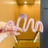 Horquilla negra con forma de tiburón para mujer, con clip para la parte posterior de la cabeza, con forma de tiburón, estilo avanzado, para el cabello, con forma de tocado