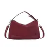 Bolsa pequena fosca retrô da moda para mulheres, novo modelo 2026, bolsa transversal de alta qualidade, bolsa de mão outono e inverno, bolsa Boston