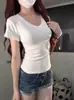 Camiseta Feminina de Manga Curta com Ombros Normais, Novo Verão 2026 Estilo Americano, Cintura Marcada, Caimento Justo, Top de Meia-Manga que Valoriza a Silhueta