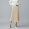 Falda Plisada de Gama Alta de Nicho con un Diseño de Línea A de Media Longitud Adelgazante, Pliegues Diagonales y un Dobladillo Plisado con Caída