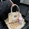 Bolsa Feminina Lisa da Moda, Nova Bolsa Quadrada Pequena Estilo Biker 2026, Bolsa de Ombro Fashion e Texturizada