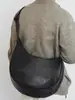 2026 Nuevo Modelo Bolsa de Motocicleta de Gran Capacidad para Hombre Bolso Cruzado de un Solo Hombro Moderno Bolso Hobo Retro Tipo Dumpling