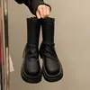 Botas Plataforma de Salto Grosso Estilo Britânico Preto para Mulheres, nova coleção outono 2026, projetadas para fazer mulheres baixinhas parecerem mais altas e magras, botas de montaria curtas