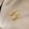 Venta al por mayor de fábrica, hebilla de oreja de gota de agua, exquisita, pequeña, hermosa, destello, exquisita, súper hada, temperamento, marea, dulce, joyería de oreja europea y americana para mujeres
