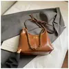 Bolsas de Nicho de Gama Alta para Mujer 2026 Nueva Moda de Verano Bolso de Hombro para Viajar Cadena Versátil Bolso Cruzado Transfronterizo