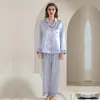 Conjunto de Pijama Longo de Seda Gelada para Mulheres Estilo Primavera e Outono Roupas de Casa Femininas Primavera e Verão Tecido de Cetim