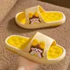 Pantuflas de Mujer 2025 para Usar Afuera Verano Suela Gruesa Suela Suave Antideslizantes Ins Estilo Coreano Modernas Desodorantes Pantuflas para el Hogar Baño para Mujeres
