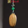 Personajes Tallados en Sándalo, Animales y Plantas, Colgantes para Cadena de Teléfono Móvil, Llaveros de Sándalo Verde y Palo de Rosa, Decoraciones para Mochilas
