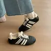 Zapatos de entrenamiento alemanes de suela gruesa para mujer, nuevo estilo de moda de otoño, zapatillas blancas de suela blanda, zapatos casuales para correr, zapatos atléticos y zapatos de vestir.