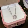 Collar de Gato Dulce y Juguetón para Mujer, Lujo Ligero, Gama Alta, Cadena para Clavícula Sencilla y Linda, Acero de Titanio, Moderno y Versátil, Accesorio Exquisito