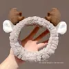 2026 Nueva Banda para el Cabello con Orejas de Ciervo Dulces Accesorios para el Cabello Aro para el Cabello de Panda Pequeño Gato Diadema para el Rostro Otoño Invierno Venta al por Mayor