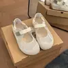 Malha Color-block confortável Sola única e dupla Retro Velcro Boca rasa Novo design Estilo Sola macia Calçados casuais Feminino Verão 2026 Versátil
