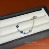 Pulseira Sorte Trevo de Quatro Folhas Estilo Francês Luxo Leve para Mulheres, Joia de Mão Versátil Exquisita de Nicho de Alto Padrão, Pulseira Trevo de Quatro Folhas