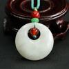 Aiyu Jade Natural Hetian Jade Jade Blanco Colgante de Princesa Ágata Roja Colgante de Paz Collar Venta al por Mayor S3072012