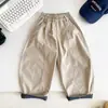 Vale do Vento 2026 Outono Novo Estilo Coreano Versátil Calças Casuais Xadrez Patchwork para Crianças Meninos e Meninas, Calças Retas Estilosas