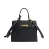 Bolsa Kelly Transfronteiriça, Elegante, Bolsa Simples e Requintada para Mulheres, Nova Bolsa Versátil de Ombro e Transversal 2026