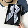 Lenço de Seda Estampado Castanha Cross70 Seda Falsa Lenço de Cabeça Estilo Rua Europeu e Americano Versátil Amarrilho de Cintura Cinto Lenço Quadrado Atacado
