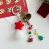 Llavero Colgante Original de Campana de Navidad con Pentagrama Colgante para Bolsa de Navidad Cadena de Teléfono con Pompón de Invierno Venta al por Mayor