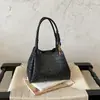 Bolso Tejido de Moda Retro de Nicho para Mujer 2026 Nuevo Bolso Cruzado Versátil Bolso Cubo de Mano Exquisito Súper Caliente
