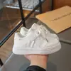Nuevas Zapatillas Deportivas para Niños 2026 con Suelas Suaves, Zapatos Blancos para Niños y Niñas, Zapatos Deportivos de Malla Transpirable, Versátiles Zapatos Casuales Estilo Coreano para Estudiantes