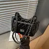 2026 Nuevo Bolso de Hombro Cruzado Versátil de Alta Gama Estilo Coreano Nicho para Mujer, Cadena con Patrón de Diamantes Moda para Viajes al Trabajo Bolso Bajo el Brazo