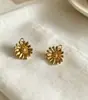 Nuevos colgantes florales transfronterizos, accesorios de moda y sencillos, colgantes pequeños, colgantes de ramo de rosas, colgantes de flor de margarita pequeña