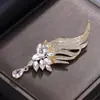 Broche de Pena de Anjo Estilo Coreano de Alta Qualidade Temperamento Design Feminino Corsage Fixado Casaco de Terno Cardigan Alfinete Acessórios