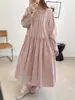 Coleção Outono 2026: Vestido Feminino Longo de Manga Longa, Cor Sólida, Solto, Tamanho Grande, com Patchwork de Renda Plissada, Vestidos Femininos Atacado
