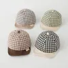 Gorra de Béisbol Retro a Cuadros Japonesa y Coreana Suave para Bebé, Nuevo Estilo Primavera y Verano para Bebés y Niños Pequeños, Sombrero de Sol Casual Versátil