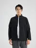 Jaqueta Soft Shell com Gola Alta para Homens Proteção ao Ar Livre Impermeável Respirável Cor Sólida Leve Tamanho Grande Veludo Fino Moda Nova Jaqueta