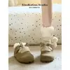 Zapatos Birkenstock Versátiles Forrados de Felpa Estilo Retro para Mujer Invierno 2025 Nuevos Zapatos de Algodón con Suela Gruesa para Aumentar la Altura Botas de Nieve con Cordones para Personas Bajas