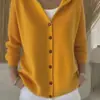 Cardigan com Capuz de Tricô de Botão Europeu e Americano 2026 Roupa Externa Outono e Inverno Novo Cor Sólida Casual Moda Feminina