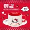 MINISO Productos Famosos y Excelentes Serie Temporada de Manzana Hello Kitty Taza de Agua Hello Kitty con Plato Taza de Cerámica Taza de Café