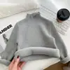 Suéter de punto para niños coreanos, estilo invierno 2025, jersey de cuello alto de color puro con forro polar para niñas