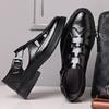 Primavera e Verão Novo Casual Moda Sapatos de Caverna Brock Sandálias Versátil Vazado Antiderrapante Respirável Sapatos de Couro Masculinos
