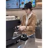 Suéter de tricô cáqui com efeito de duas peças, moda feminina para o início do outono 2026, modelo novo, manga longa, top extremamente atraente e único, bonito