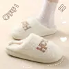 Zapatillas de Algodón con Letras Simples para Otoño e Invierno, Felpa Engrosada Cálida Antideslizante Suela Suave, Zapatillas de Piel para Interior de Pareja