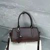 Bolsa Feminina de Couro Bovino de Primeira Camada, Bolsa de Ombro e Transversal Estilosa de Exportação, Bolsa Tote Popular para o Dia a Dia, Prática de Couro Genuíno, Macia