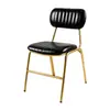 Mesa alta de bar de lujo ligero con sillas tapizadas, diseño minimalista moderno para un bar o pub, mesa y sillas negras y doradas, elegante mesa y sillas de comedor para cafetería