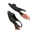 Primeiro encontro com Ji Xiaoxiangfeng: Sapatos de salto anabela femininos para o verão de 2026 com laço, sola grossa, bico quadrado e calcanhar fechado, combinados com uma saia