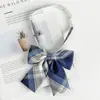 Flor de Cuello Pequeña Estilo Preppy Forro de Uniforme Escolar Corbata de Lazo JK Traje de Marinero Holgazán Libre Corbata de Lazo Cuadros Camisa Uniforme Estilo Japonés para Mujer