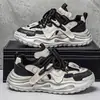 Zapatos tipo llanta de estilo retro, desgastados, de suela gruesa para hombre, nueva colección de otoño, modernos y a la moda, que aumentan la altura, antideslizantes y duraderos, zapatos casuales