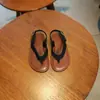 Chanclas Infantiles Estilo Coreano, Nuevo Estilo de Verano para Niñas, Elegantes Chanclas Retro Escarchadas, Zapatos de Playa Suaves para Vacaciones