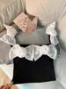 Nuevo Estilo Corto de Primavera y Verano con Cuello de Una Línea, Flor Tridimensional, Tirantes Pequeños, Ajustado, Hombros Descubiertos, Temperamento, Chaleco Cómodo para Mujer con Almohadillas