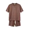 Conjunto de Verano Nuevo de Color Sólido con Media Cremallera y Remaches, Manga Corta y Shorts para Hombre, Marca de Moda, Conjunto Casual Holgado de Dos Piezas